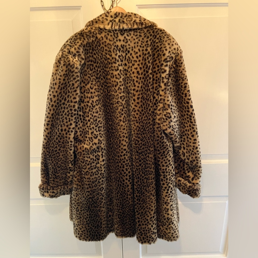 Vintage J. Percy for Marvin Richards Women’s Faux Fur Coat. One Size. - Picture 5 of 6